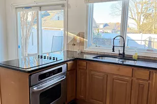 254 Park Ave, Freeport, NY 11520 - Photo 16