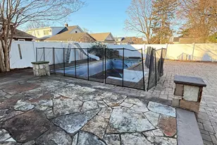 254 Park Ave, Freeport, NY 11520 - Photo 6