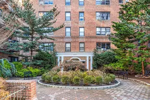 67-35 Yellowstone Blvd, Forest Hills, NY 11375 - Photo 14