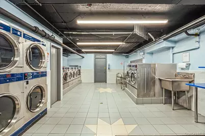 67-35 Yellowstone Blvd #7N, Forest Hills, NY 11375 - Photo 12