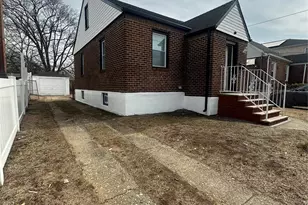 145-87 183rd St, Springfield Gardens, NY 11413 - Photo 22