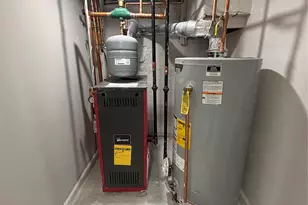 145-87 183rd St, Springfield Gardens, NY 11413 - Photo 24