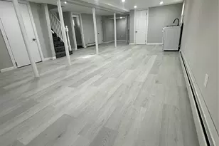 145-87 183rd St, Springfield Gardens, NY 11413 - Photo 8