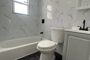 145-87 183rd St, Springfield Gardens, NY 11413 - Photo 10