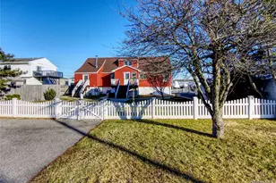 2870 Island Channel Rd, Seaford, NY 11783 - Photo 6