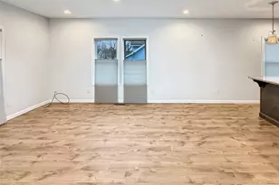 18 Grove St, Highland, NY 12528 - Photo 6