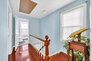 8 Madison Ave, Glen Cove, NY 11542 - Photo 16