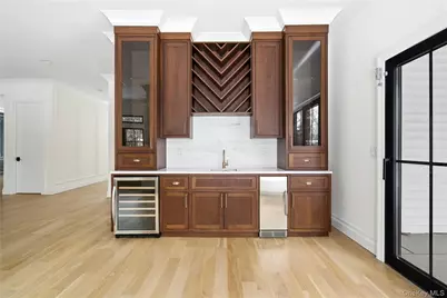 115 Weeks Drive, Dix Hills, NY 11746 - Photo 26