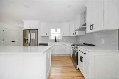 7441 S Broadway, Red Hook, NY 12571 - Photo 4