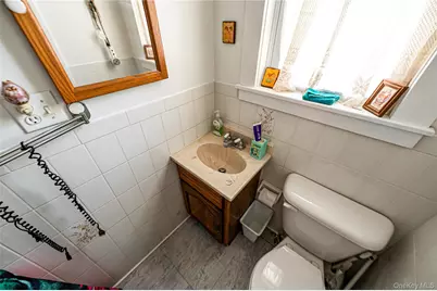 9 East Way Path, Calverton, NY 11933 - Photo 12