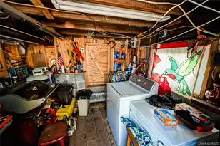 9 Eastway Path, Calverton, NY 11933 - Photo 14