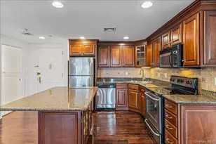 242 Maple Ave, Westbury, NY 11590 - Photo 8