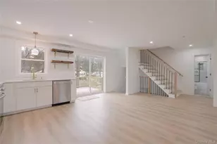 17 Maple St, Glenham, NY 12508 - Photo 10