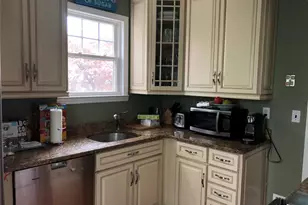 16 Southminster Dr, White Plains, NY 10604 - Photo 6