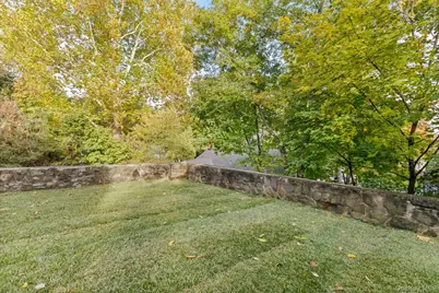 202 E Garden Road, Larchmont, NY 10538 - Photo 32