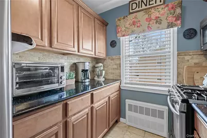 71-42 Little Neck Parkway #153B, Floral Park, NY 11004 - Photo 8
