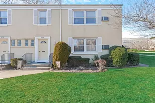 71-42 Little Neck Pkwy, Floral Park, NY 11004 - Photo 2
