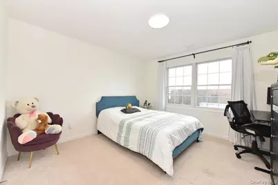 551 Grand Avenue, Lindenhurst, NY 11757 - Photo 28