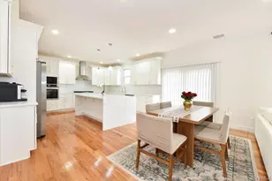 551 Grand Ave, Lindenhurst, NY 11757 - Photo 16