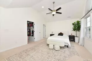 551 Grand Ave, Lindenhurst, NY 11757 - Photo 24