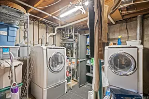 28 Pamela Ln, Selden, NY 11784 - Photo 24