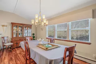 28 Pamela Ln, Selden, NY 11784 - Photo 14