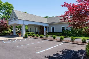 115 Pond View Dr, Port Washington, NY 11050 - Photo 18