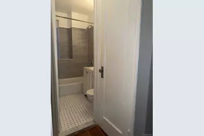 306 E Mosholu Parkway S #1F, Bronx, NY 10458 - Photo 10