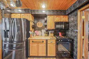 15 18th Ave, Bay Shore, NY 11706 - Photo 12