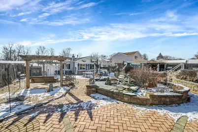 15 18th Avenue, Bay Shore, NY 11706 - Photo 28