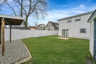 260 Yale St, Hempstead, NY 11550 - Photo 8