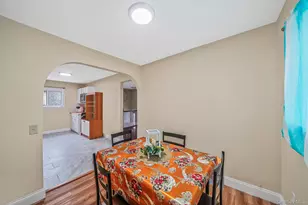 260 Yale St, Hempstead, NY 11550 - Photo 12