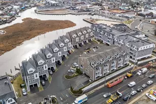 422 Marina Pointe Dr, East Rockaway, NY 11518 - Photo 24