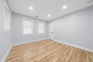 16 Laurel Ave, Hempstead, NY 11550 - Photo 18