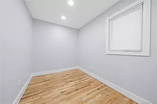 16 Laurel Ave, Hempstead, NY 11550 - Photo 20