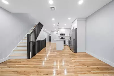 16 Laurel Avenue, Hempstead, NY 11550 - Photo 4