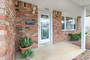 175 Soundview Dr, Port Washington, NY 11050 - Photo 2