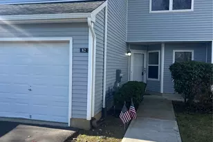 82 Lakeview Dr, Manorville, NY 11949 - Photo 2