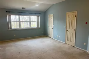 82 Lakeview Dr, Manorville, NY 11949 - Photo 14