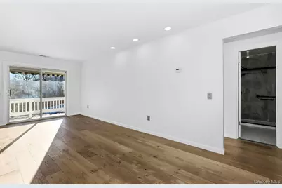 500 Commons Way #E, Fishkill, NY 12524 - Photo 8