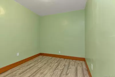 21 Charlotte Street, Ridgewood, NY 11385 - Photo 8