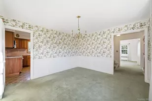 239 Greene Ave, Sayville, NY 11782 - Photo 16