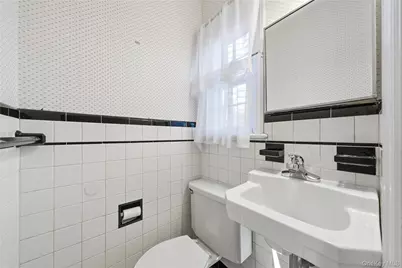 239 Greene Avenue, Sayville, NY 11782 - Photo 28