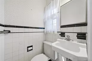 239 Greene Ave, Sayville, NY 11782 - Photo 28