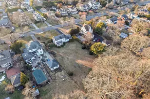 239 Greene Ave, Sayville, NY 11782 - Photo 14