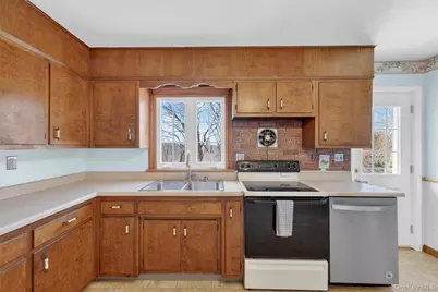 34 Lindy Drive, Carmel, NY 10512 - Photo 18