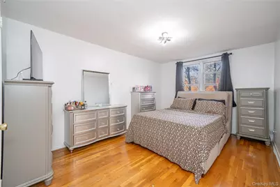 5775 Mosholu Avenue #3A, Bronx, NY 10471 - Photo 8