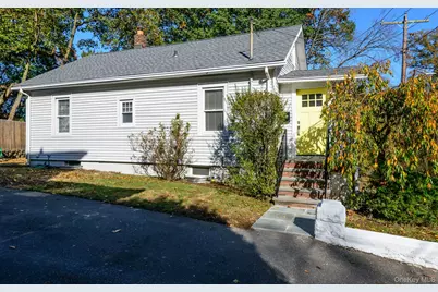 46 Continental Place, Glen Cove, NY 11542 - Photo 2