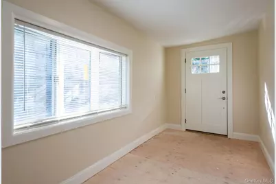 46 Continental Place, Glen Cove, NY 11542 - Photo 4