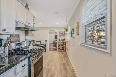 792 Frankford Road, West Babylon, NY 11704 - Photo 16